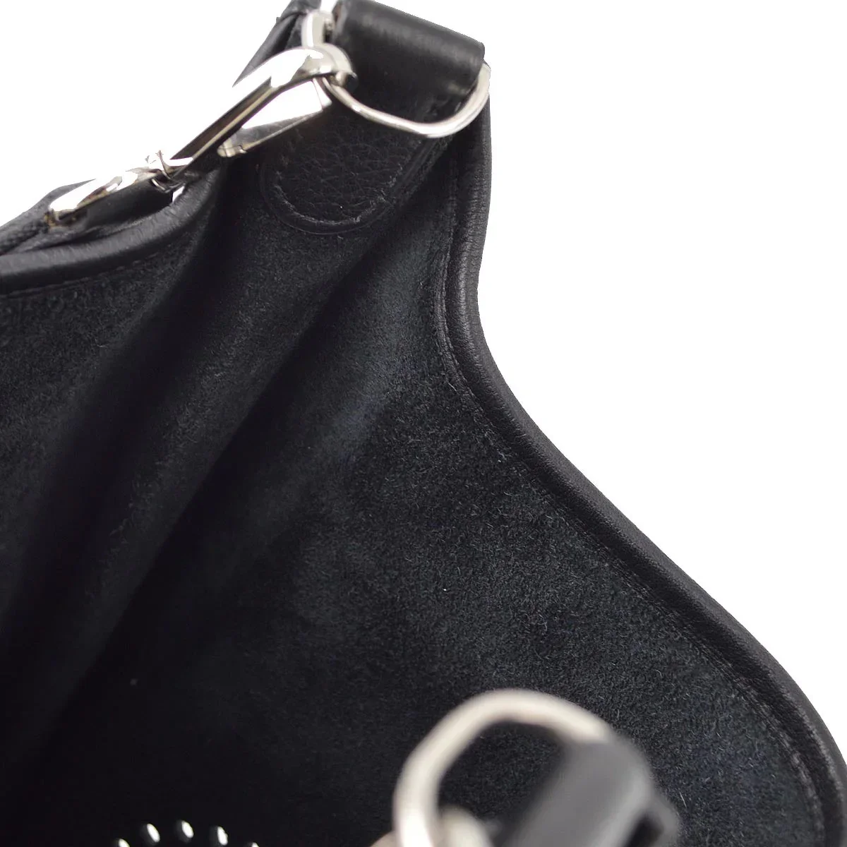 Hermes 2006 Black Clemence Evelyne II 41 TGM Shoulder Bag - Image 7