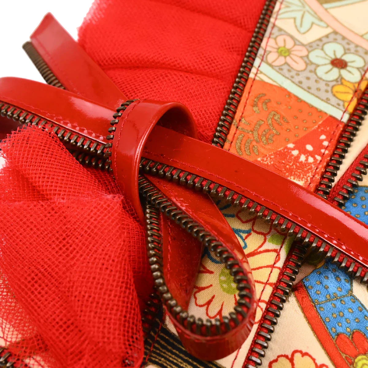Christian 2001 Dior Multicolor Silk Embroidered Saddle Clutch - Image 4