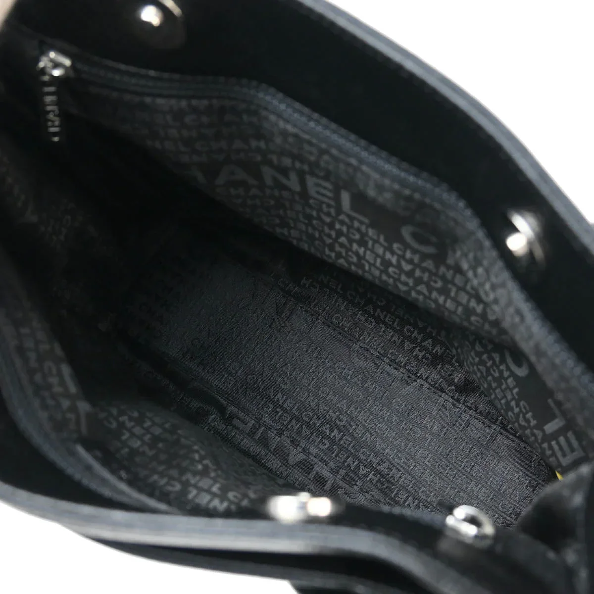 Chanel 2005-2006 Black Calfskin Mademoiselle Lock Tote Handbag - Image 8