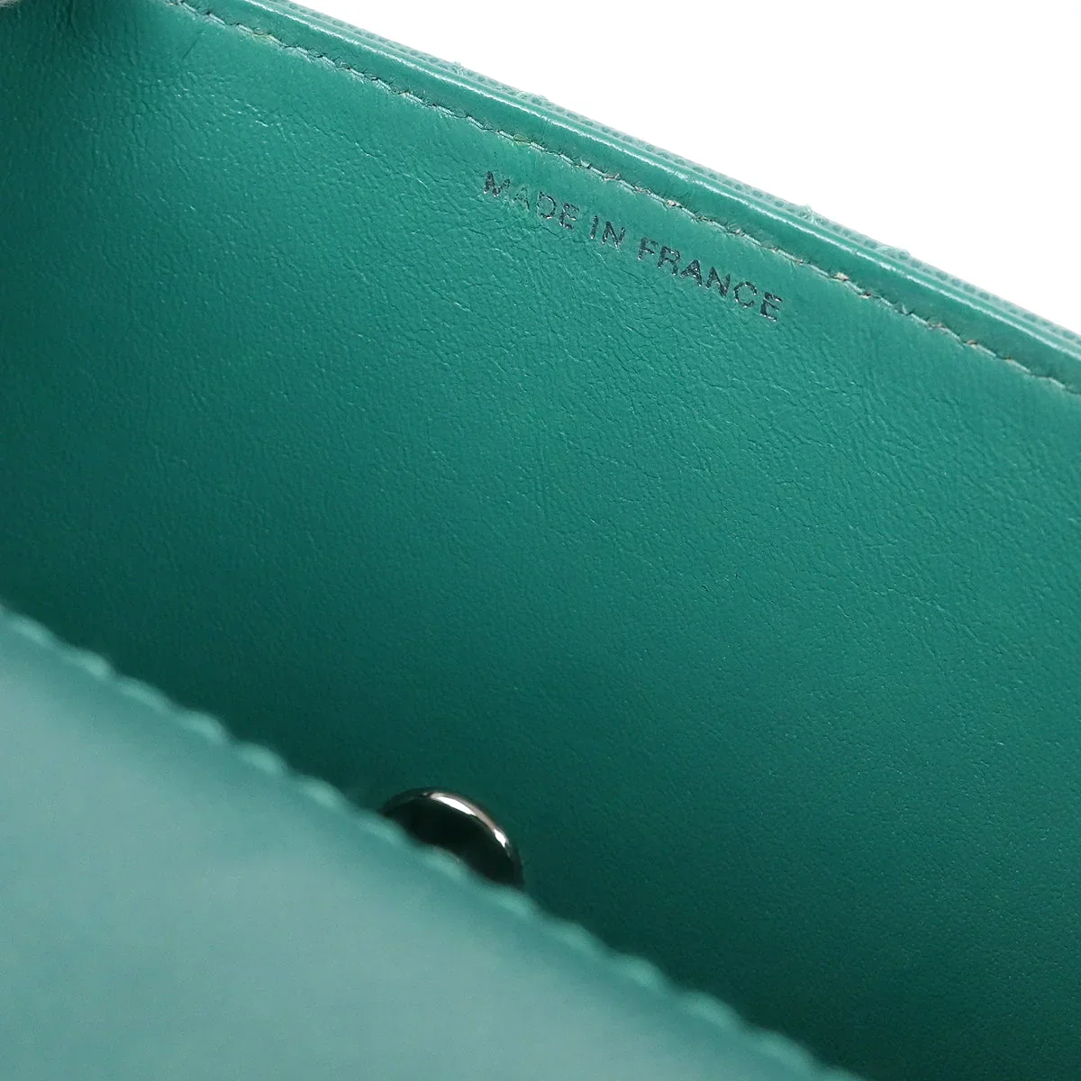Chanel 1997-1999 Turquoise Caviar Single Flap Shoulder Bag - Image 8