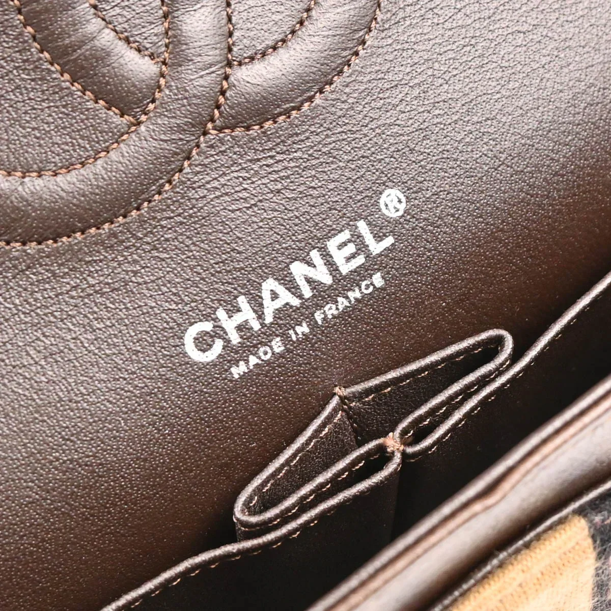 Chanel 2006-2008 Brown Wool Medium Classic Double Flap Shoulder Bag - Image 10