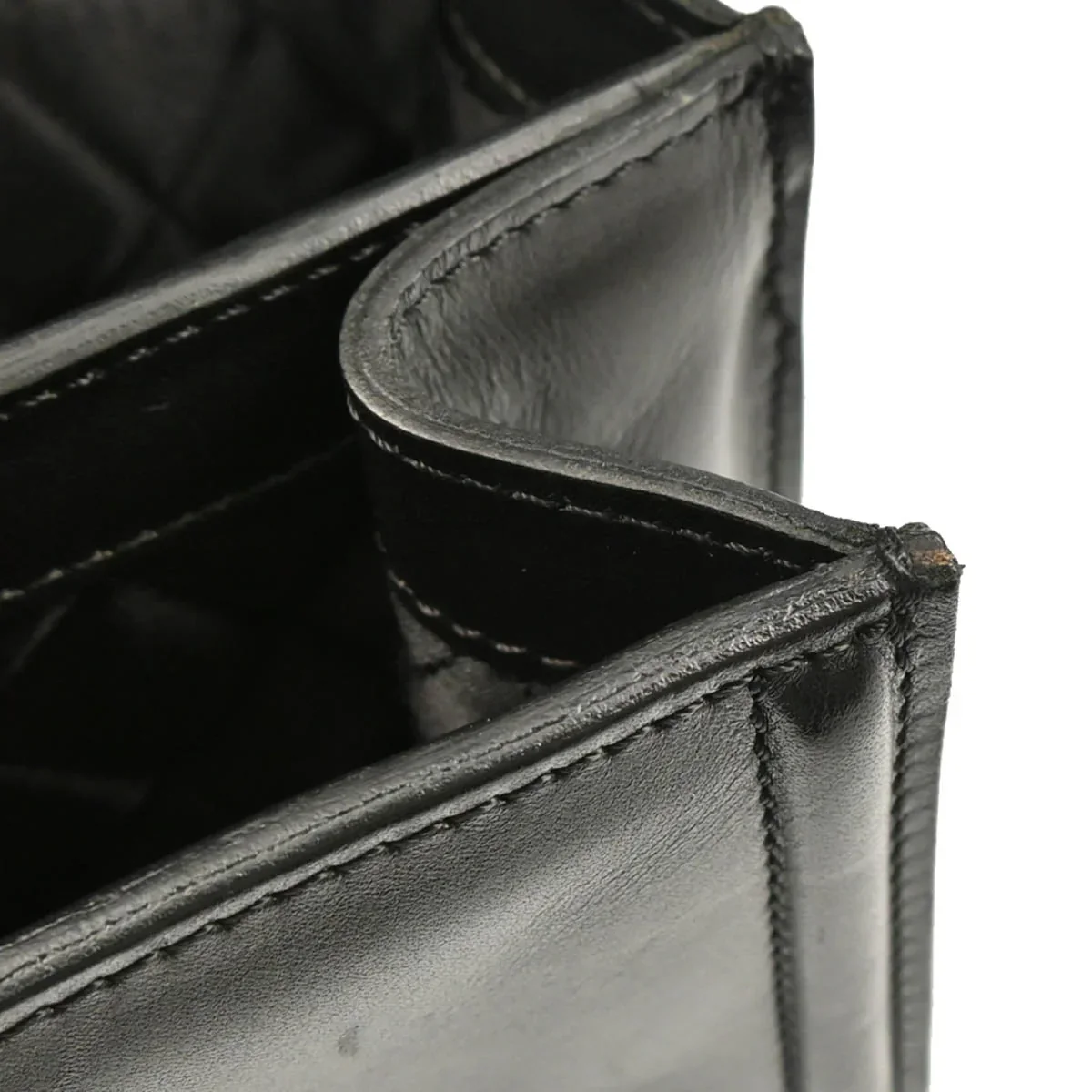 Chanel 2005-2006 Black Lambskin Handbag - Image 9