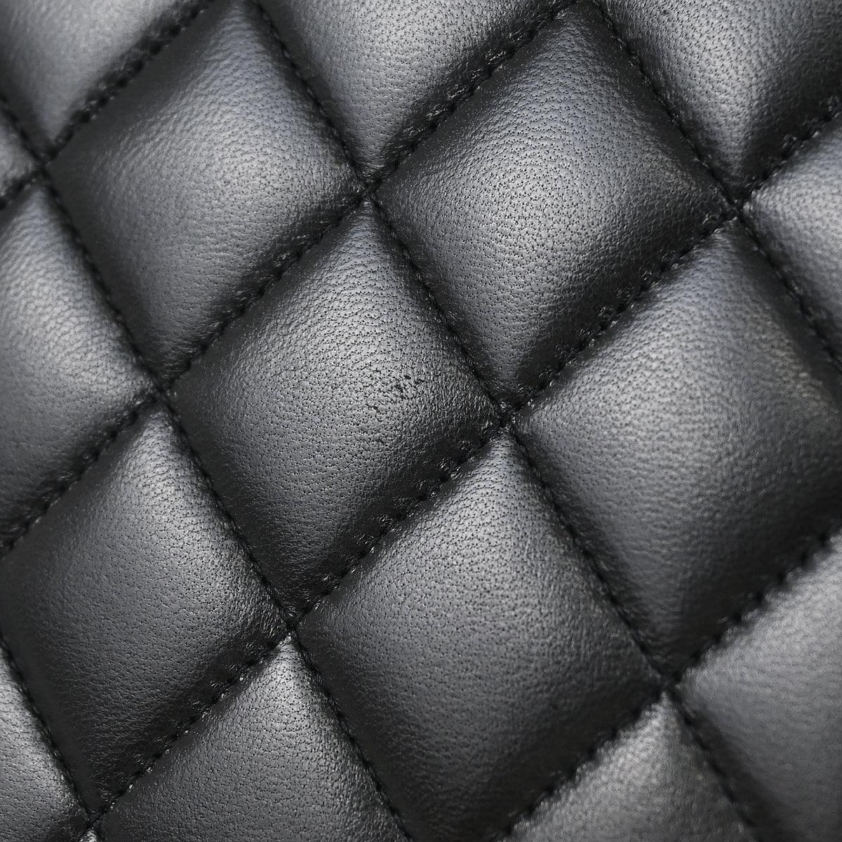 Chanel Black Lambskin Straight Flap Shoulder Bag - Image 5