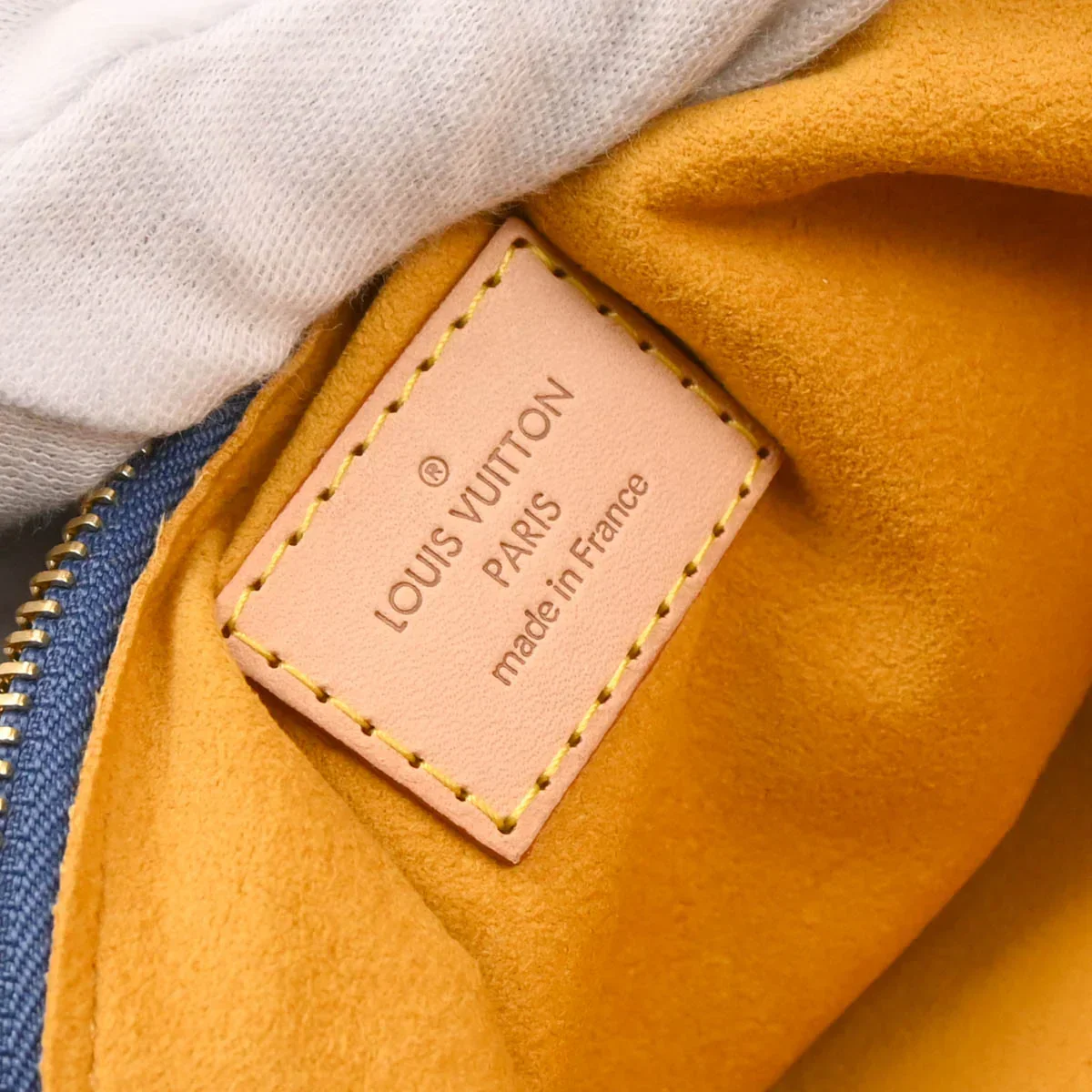 Louis Vuitton 2006 Blue Monogram Denim Baggy PM Shoulder Bag M95049 - Image 9