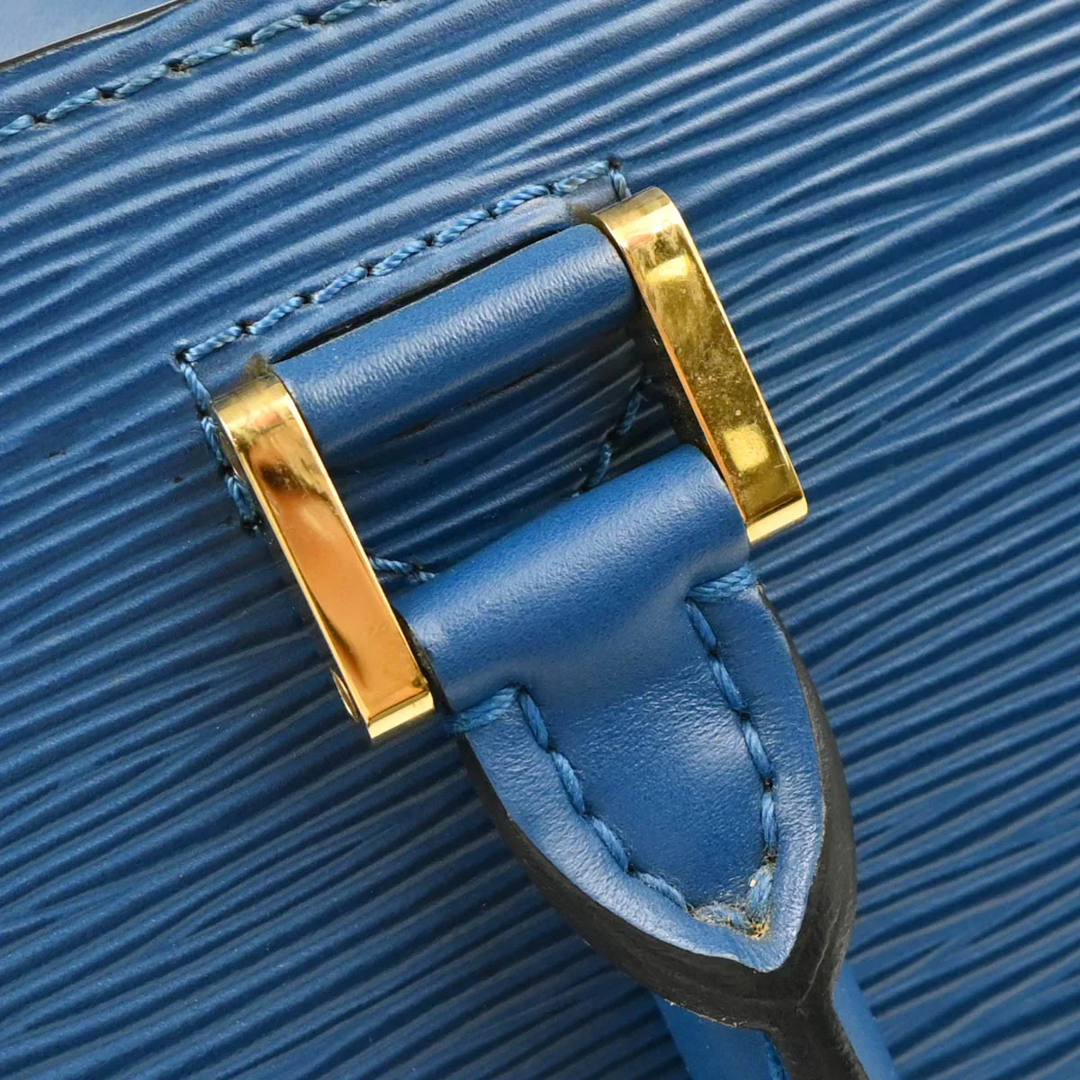 Louis Vuitton 1998 Blue Epi Pont Neuf Handbag M52055 - Image 6