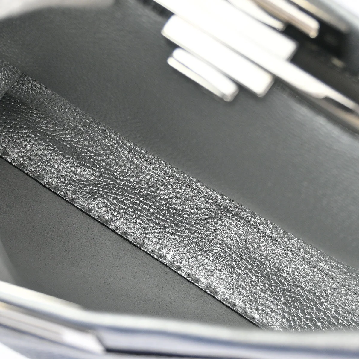 Fendi Silver Leather Peekaboo 2way Shoulder Handbag - Image 8