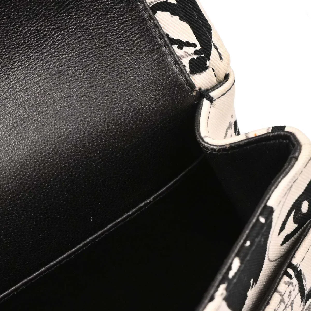 Chanel 2003-2004 White Canvas Medium Classic Double Flap Shoulder Bag - Image 17