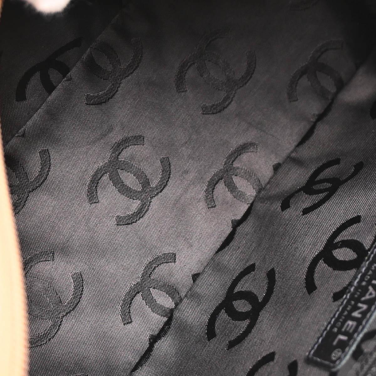 Chanel 2005-2006 Beige Black Calfskin Cambon Ligne Bowling Bag - Image 8