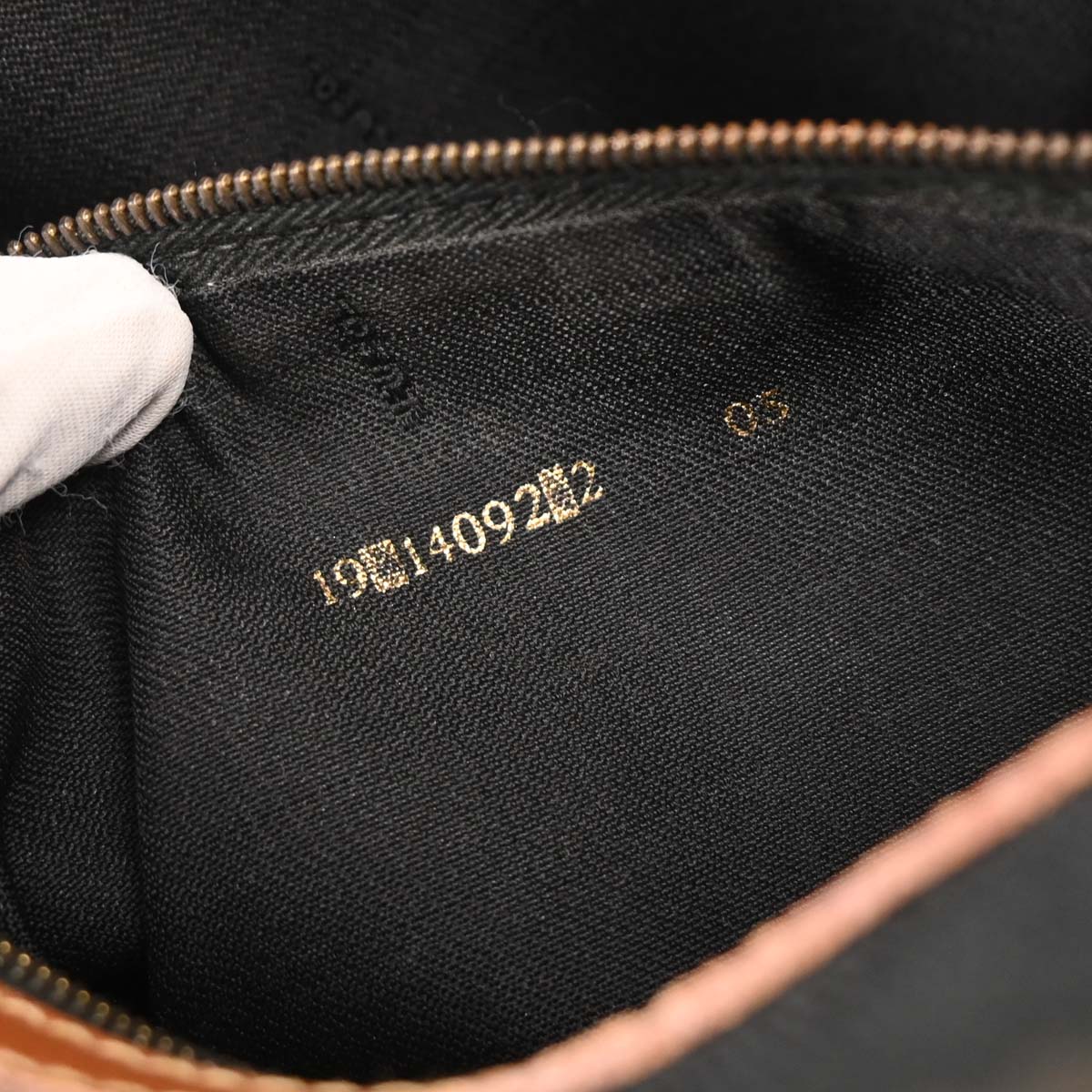Fendi Brown Black Pequin 2way Shoulder Handbag - Image 10