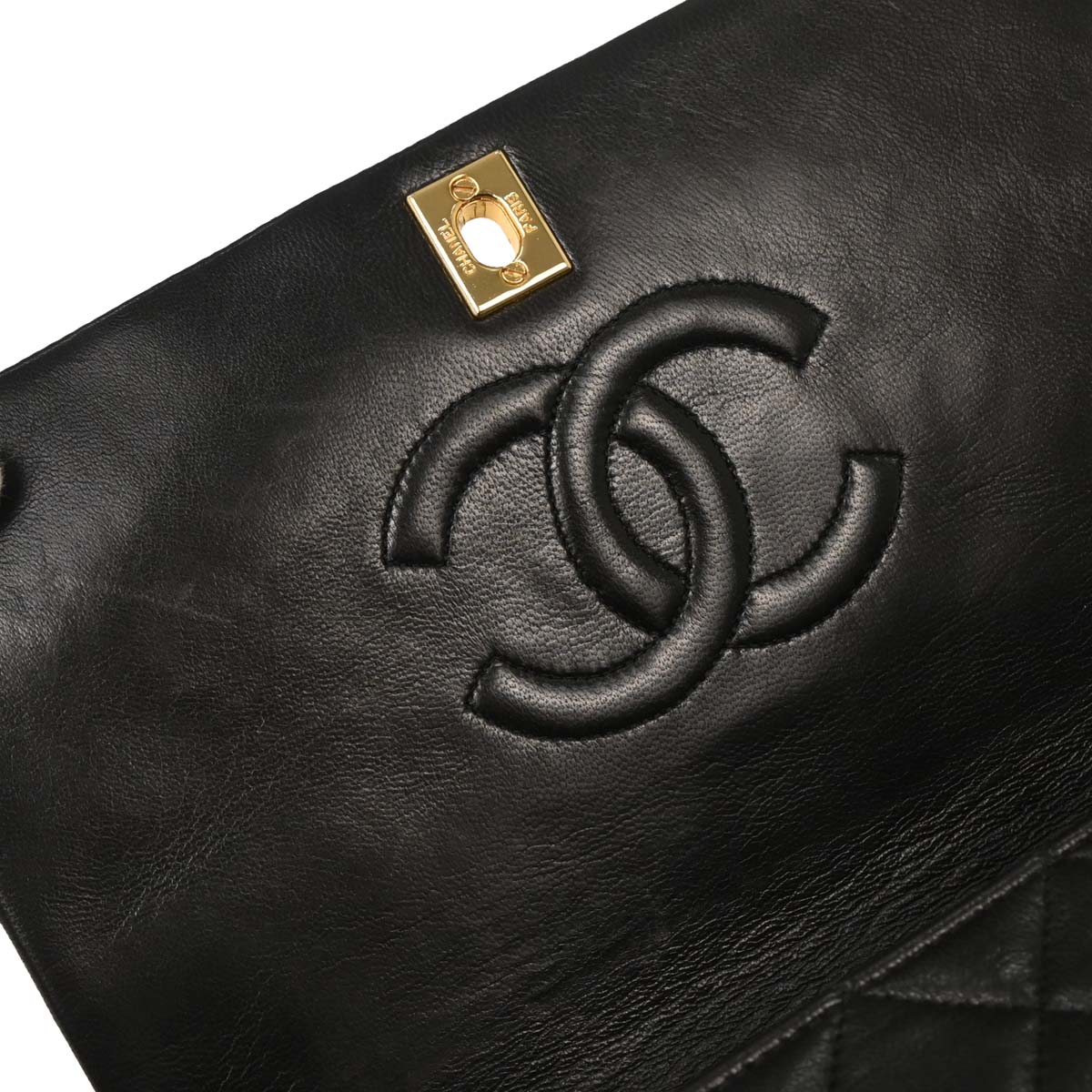 Chanel 1989-1991 Black Lambskin Turnlock Small Full Flap Shoulder Bag - Image 6