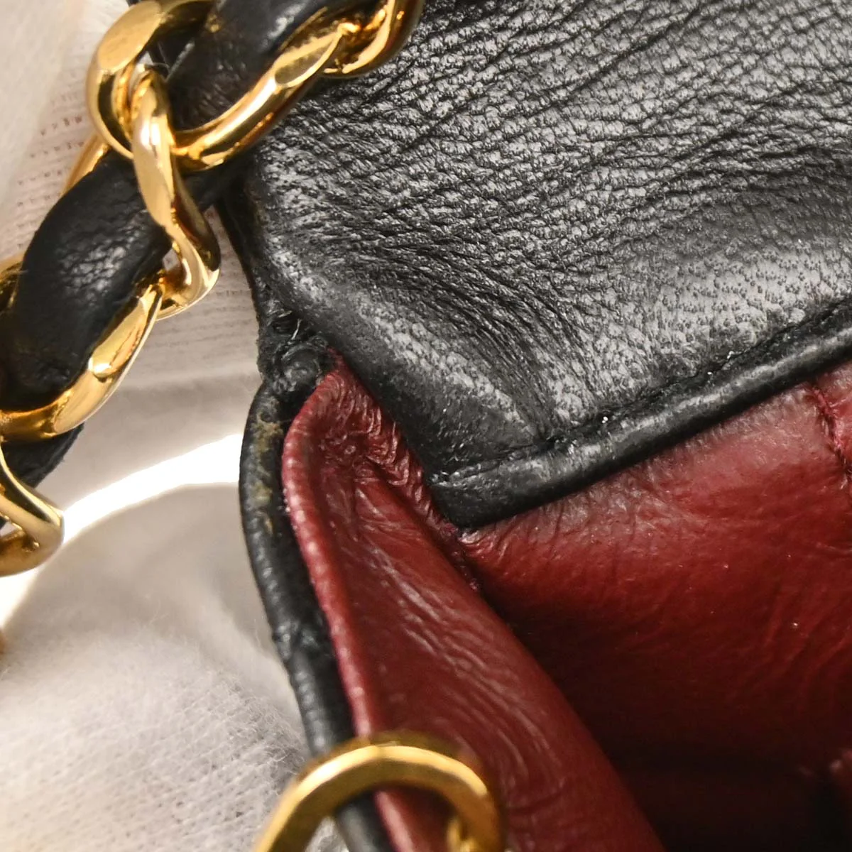 Chanel 1989-1991 Black Lambskin Turnlock Small Full Flap Shoulder Bag - Image 9