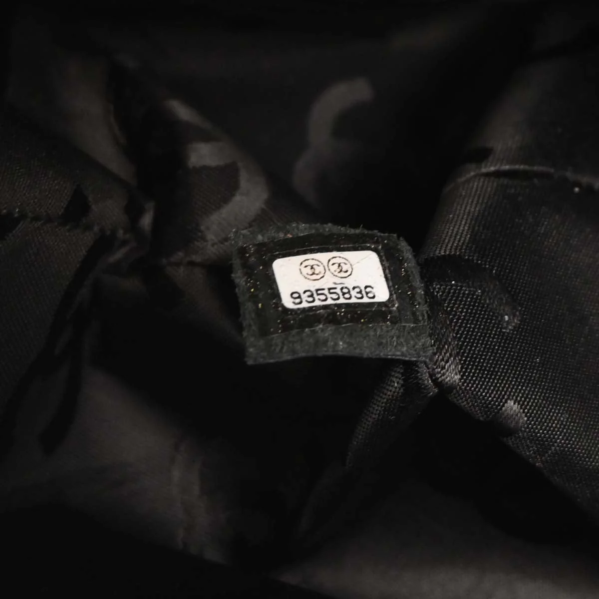Chanel 2004-2005 Black Calfskin Wild Stitch Kelly Handbag - Image 10