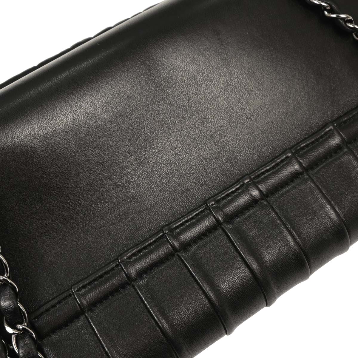 Chanel 2002-2003 Black Lambskin Mademoiselle Accordion Flap Shoulder Bag - Image 5