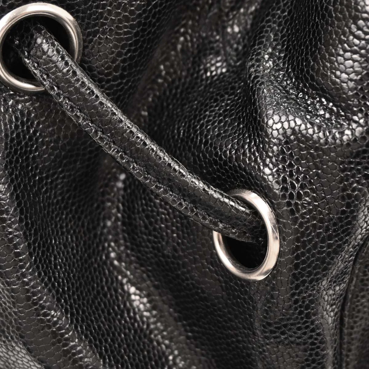 Chanel 2008-2009 Black Caviar Mademoiselle Lock Tote Handbag - Image 7