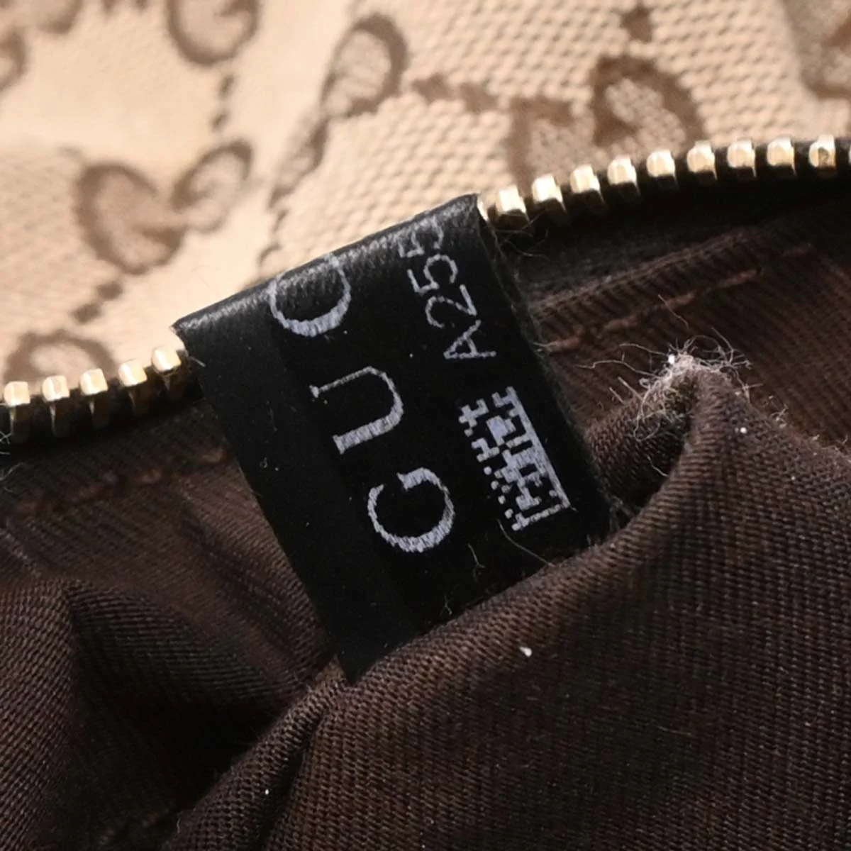 Gucci Beige GG Hobo Abbey D Ring Handbag - Image 10