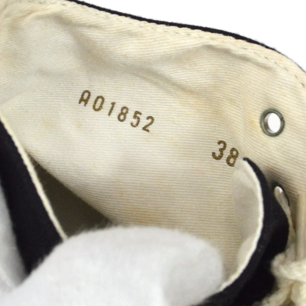 Chanel Spring 1995 Sneakers Shoes #38 - Image 7