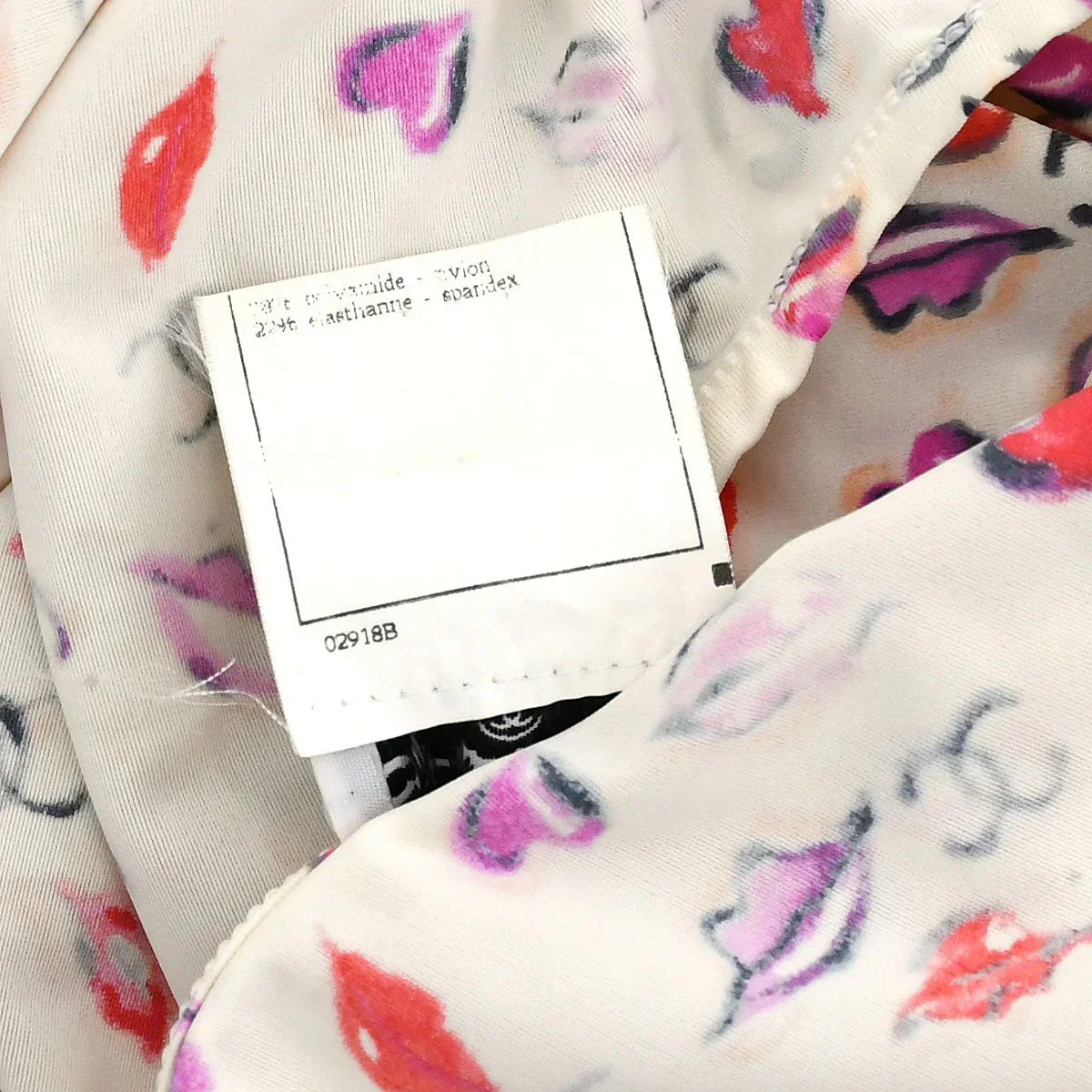 Chanel 1995 Spring Lip Print Cropped Top #44 - Image 9