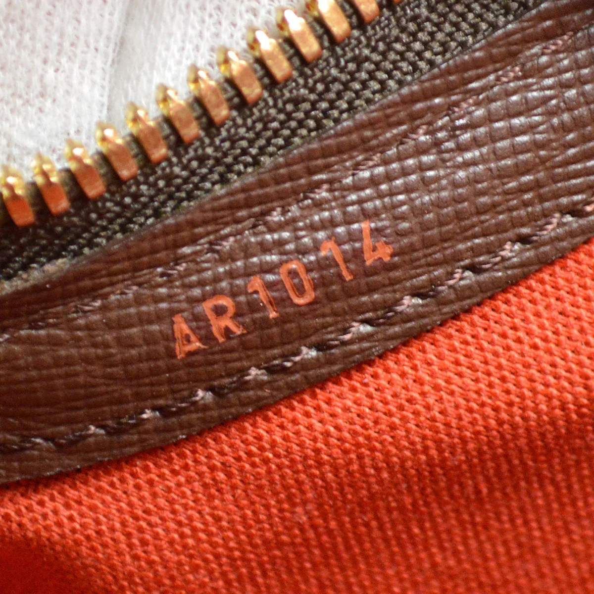 Louis Vuitton 2004 Damier Belem MM Handbag N51174 - Image 10