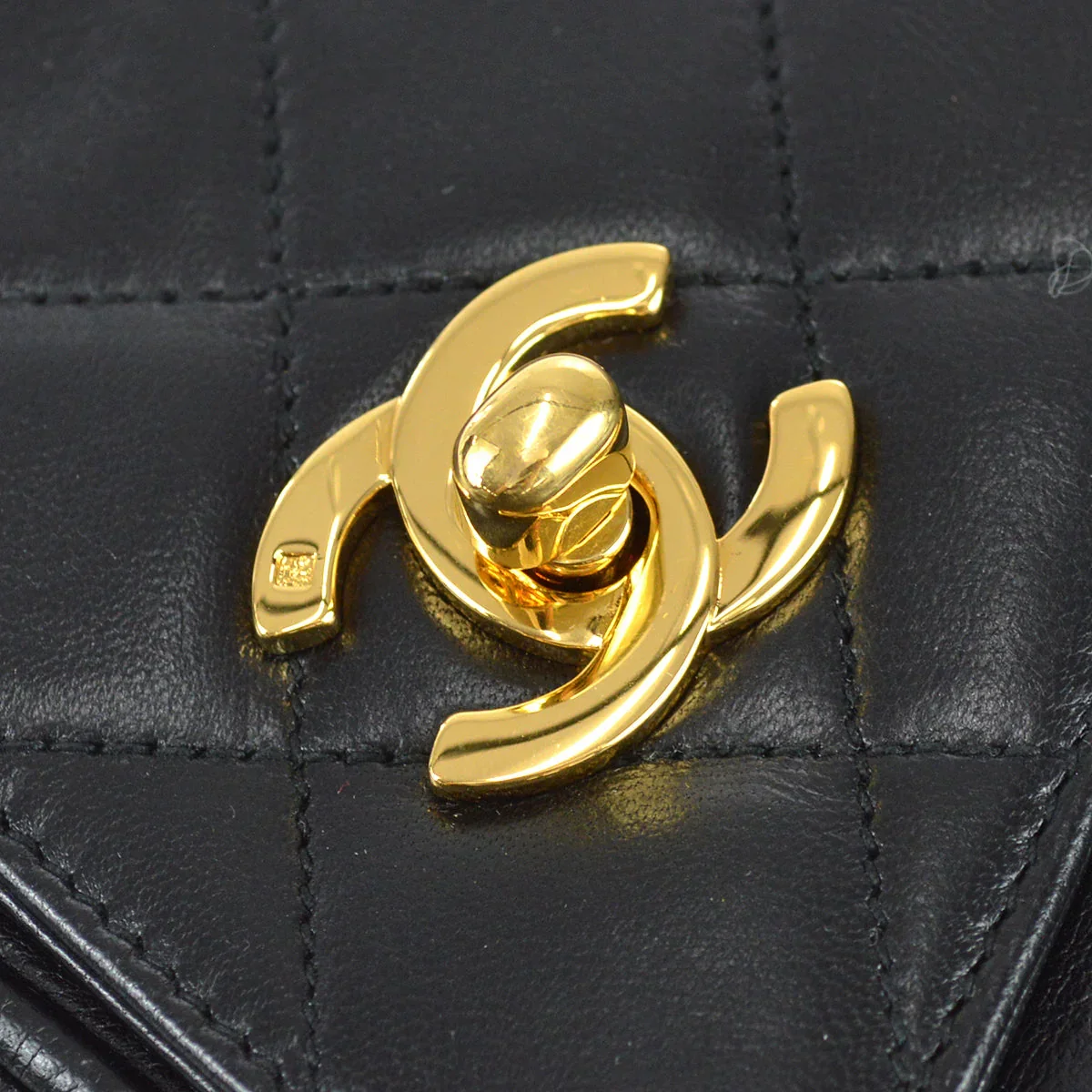 Chanel 1991-1994 Black Lambskin Mini Pocket Camera Bag - Image 4