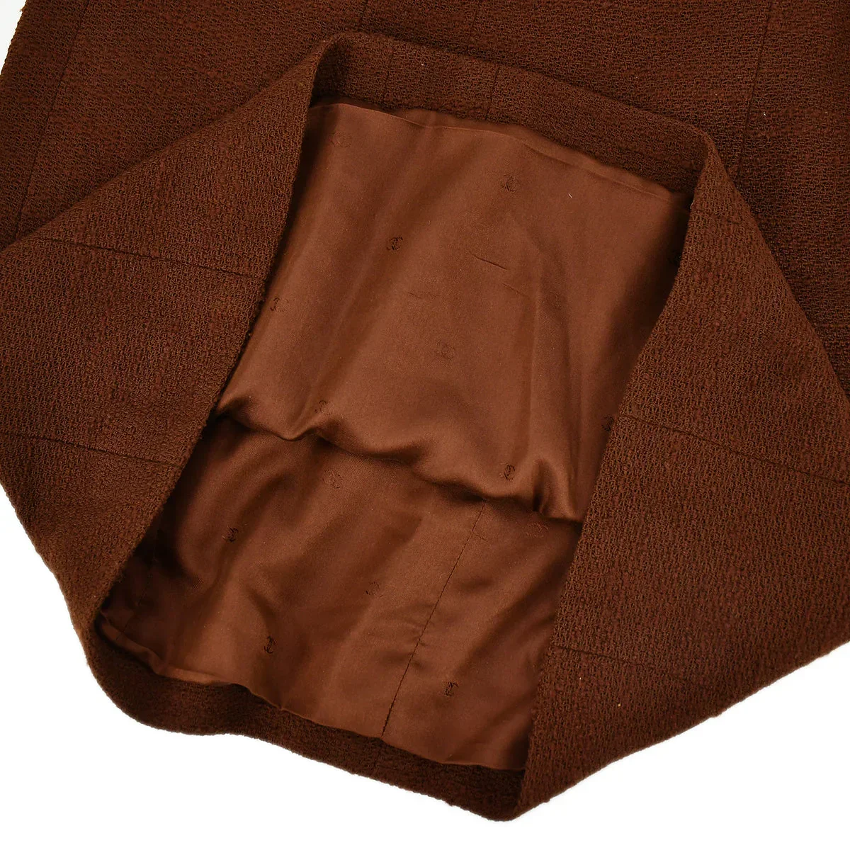 Chanel 1998 Fall Skirt Suit #38 - Image 8