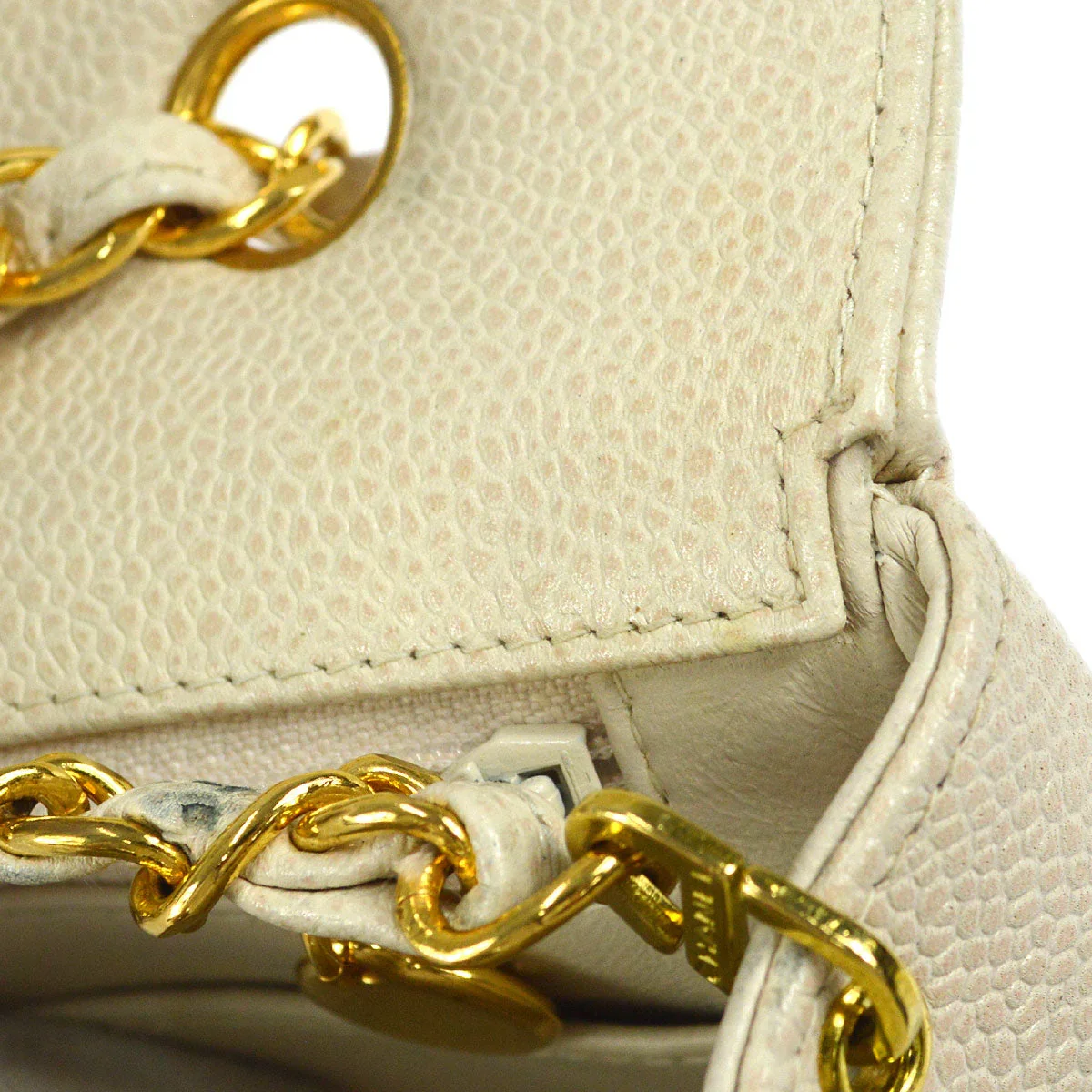 CHANEL * 1996-1997 Tall Diana Flap Medium Ivory Caviar - Image 9