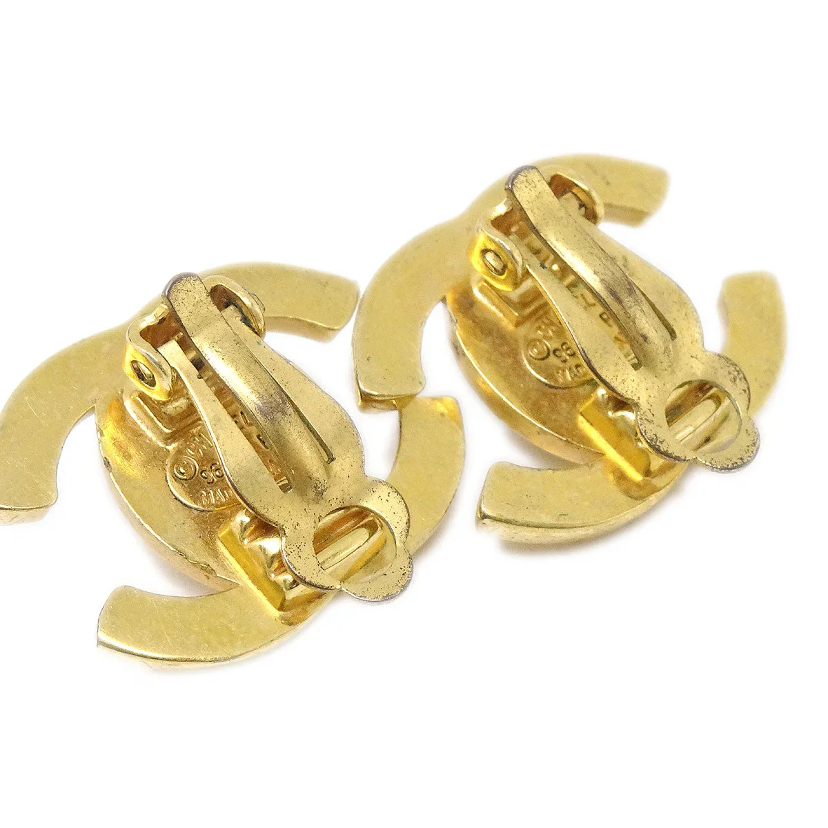 CHANEL 1996 Turnlock Earrings Clip-On Gold 96P - Image 3