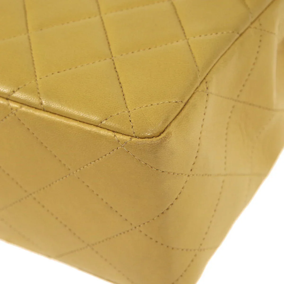 Chanel 1994-1996 * Beige Lambskin Jumbo Classic Flap Shoulder Bag - Image 3