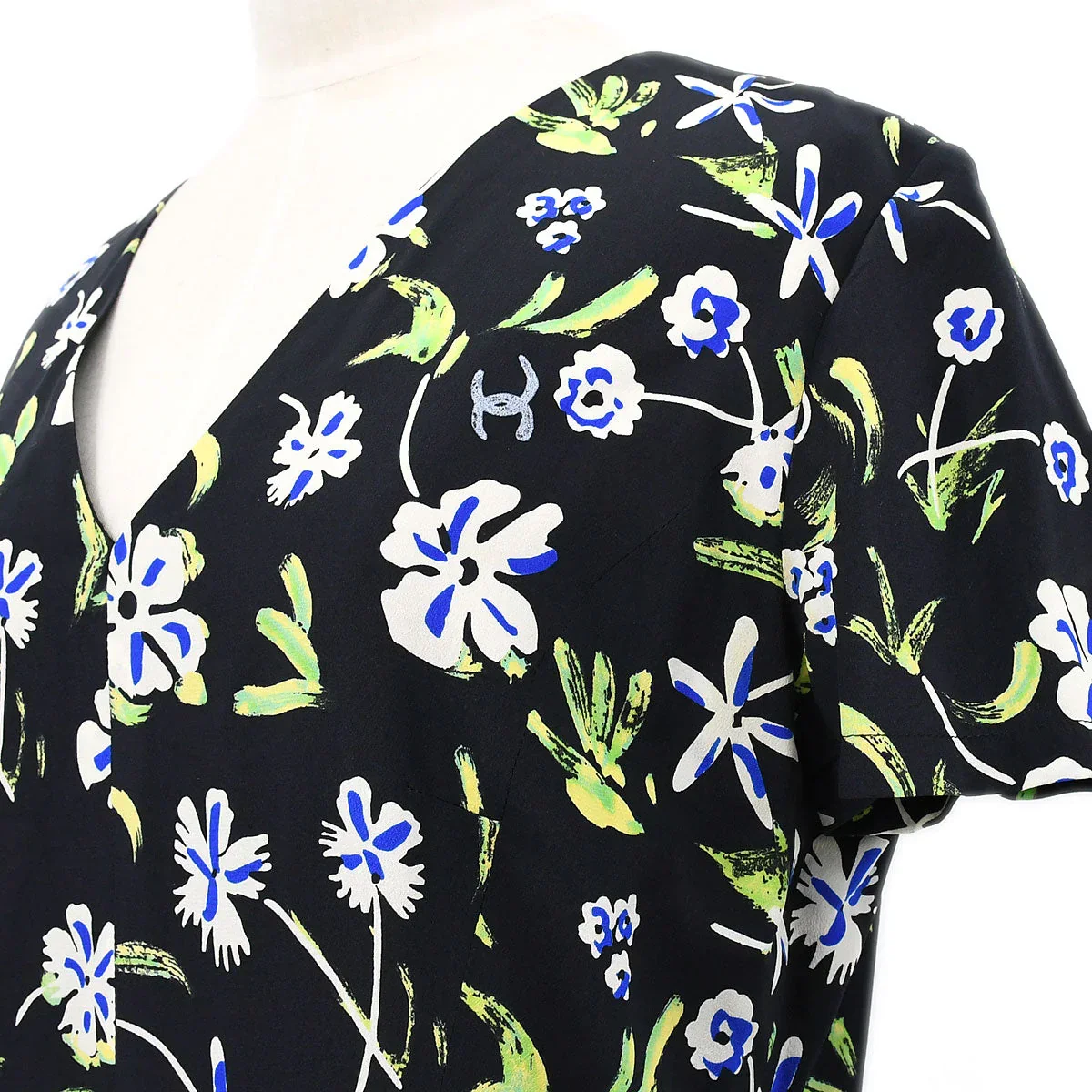 Chanel 1997 Spring floral-print draped silk dress #42 - Image 4