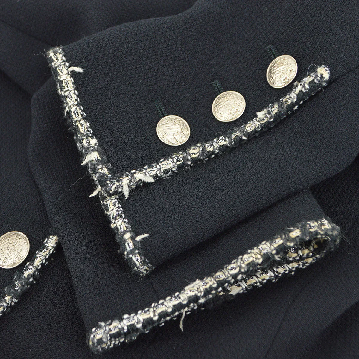 Chanel 2005 Black & White "Devil Wears Prada" Jacket #38 - Image 4