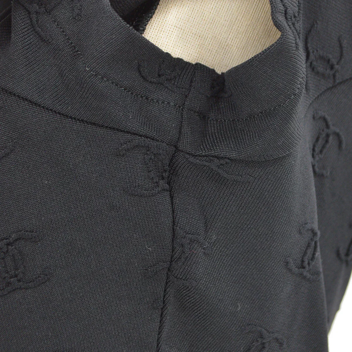 Chanel 1997 Spring CC logo-embroidered cropped T-shirt #42 - Image 5
