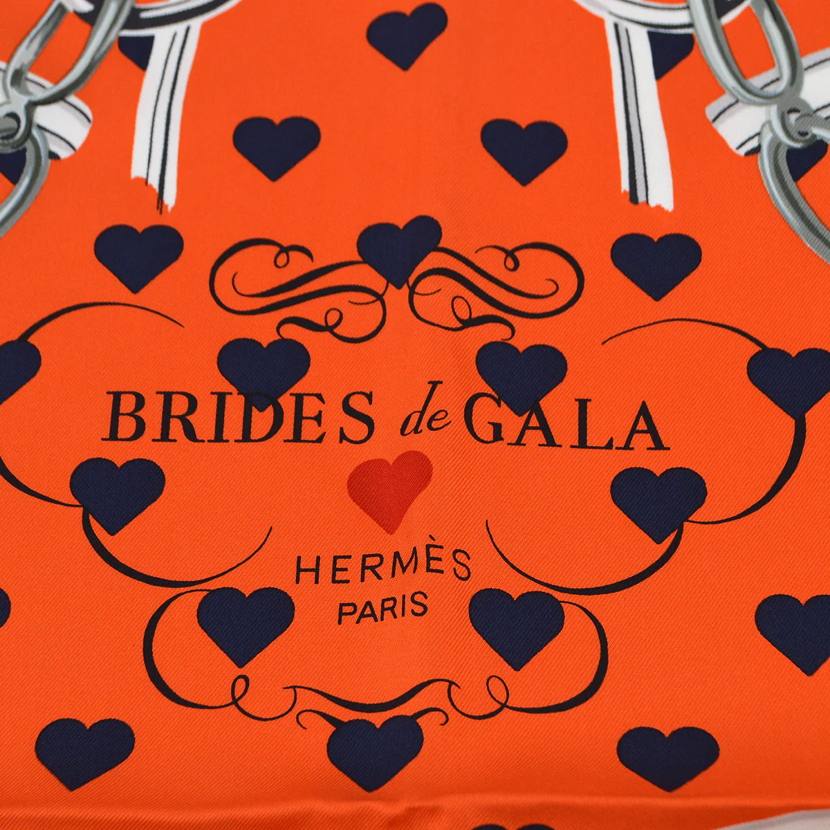 Hermes 2016 Carre 90 Brides De Gala Love by Aline Honore - Image 2