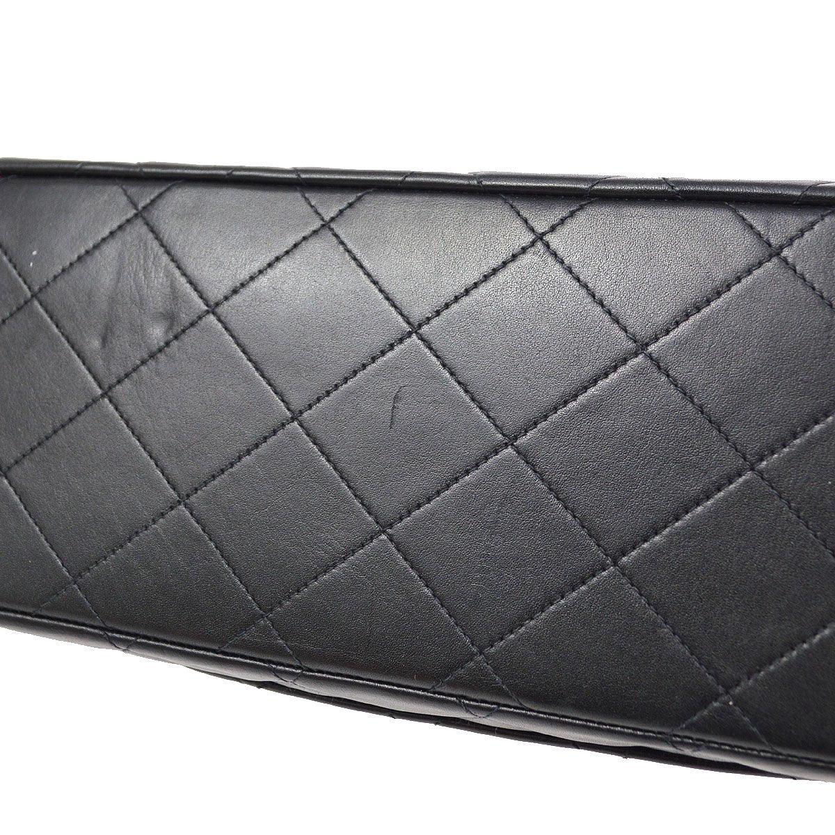 CHANEL 1991-1994 Classic Flap Maxi Black Lambskin - Image 3