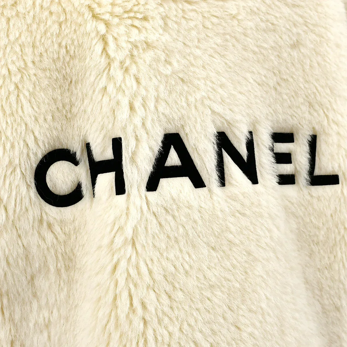 Chanel Fall 1994 logo applique collarless jacket #40 - Image 4