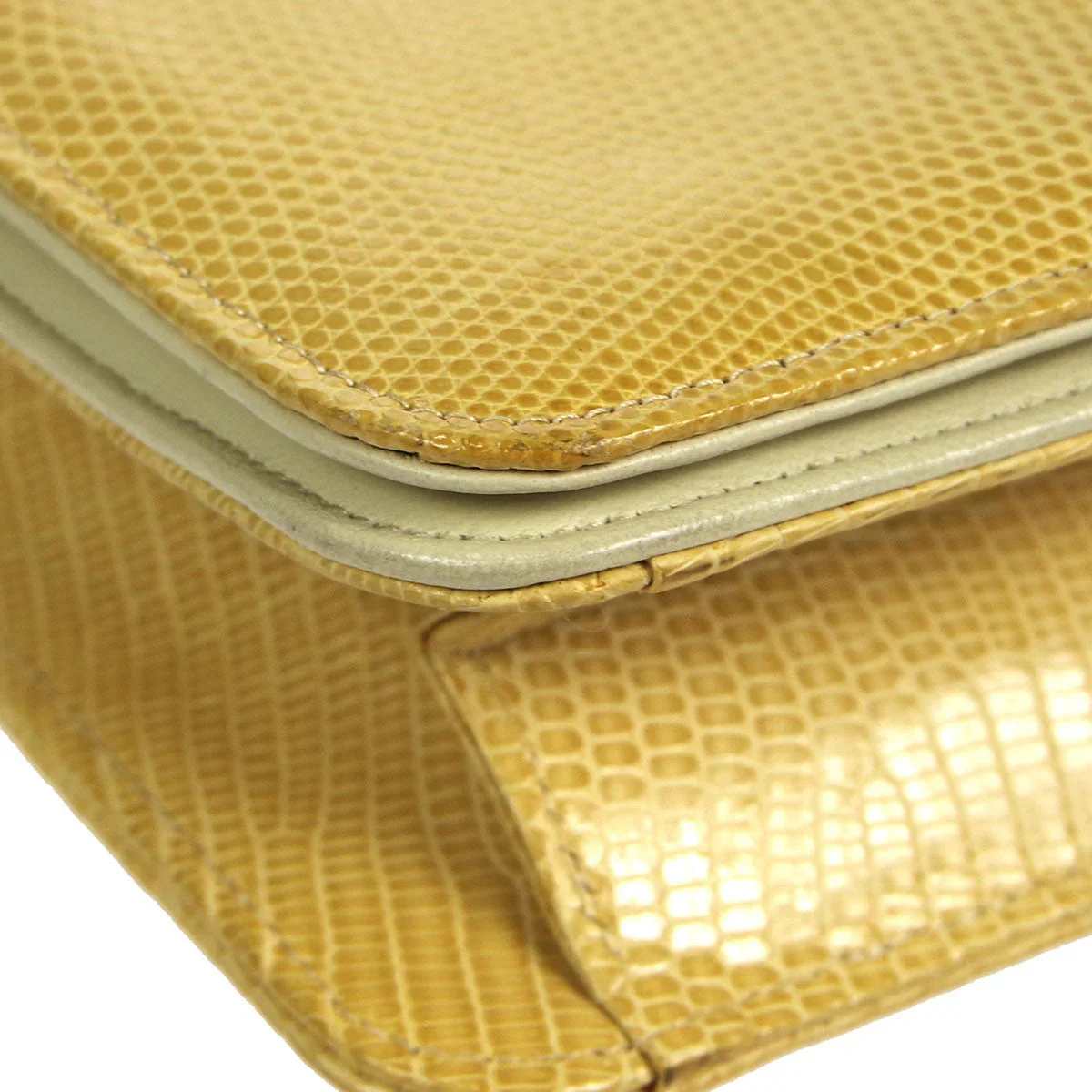 Chanel * 1986-1988 Pushlock Full Flap Mini Beige Lizard Skin - Image 3