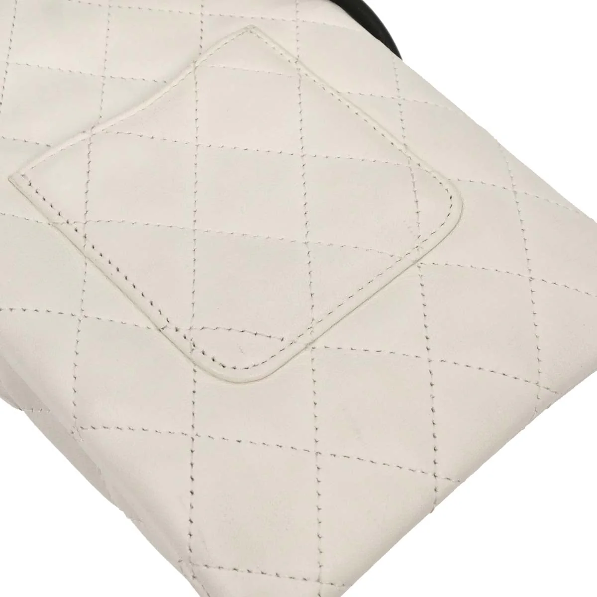Chanel * White Calfskin Cambon Ligne Shoulder Bag - Image 3