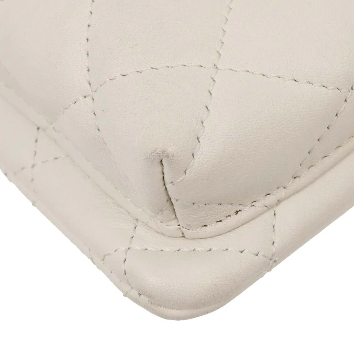 Chanel * White Calfskin Cambon Ligne Shoulder Bag - Image 5