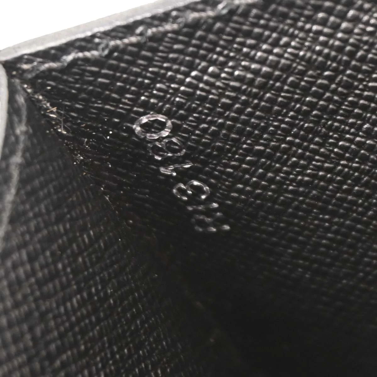 Louis Vuitton Black Epi Pochette Sellier Dragonne Clutch M52762 - Image 10
