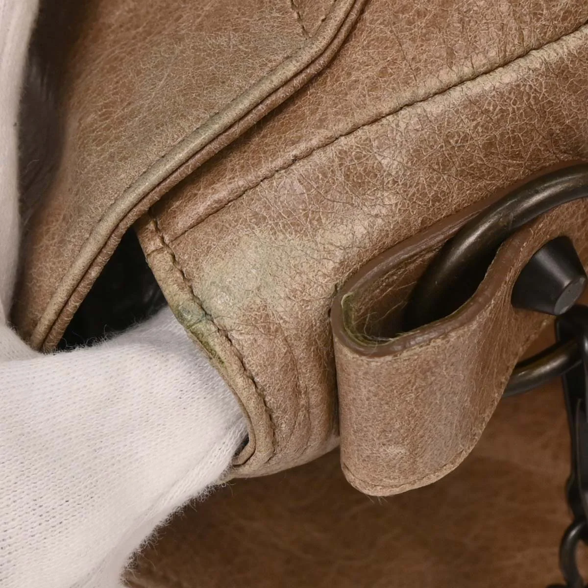 Balenciaga Beige Leather Folk Shoulder Bag - Image 6
