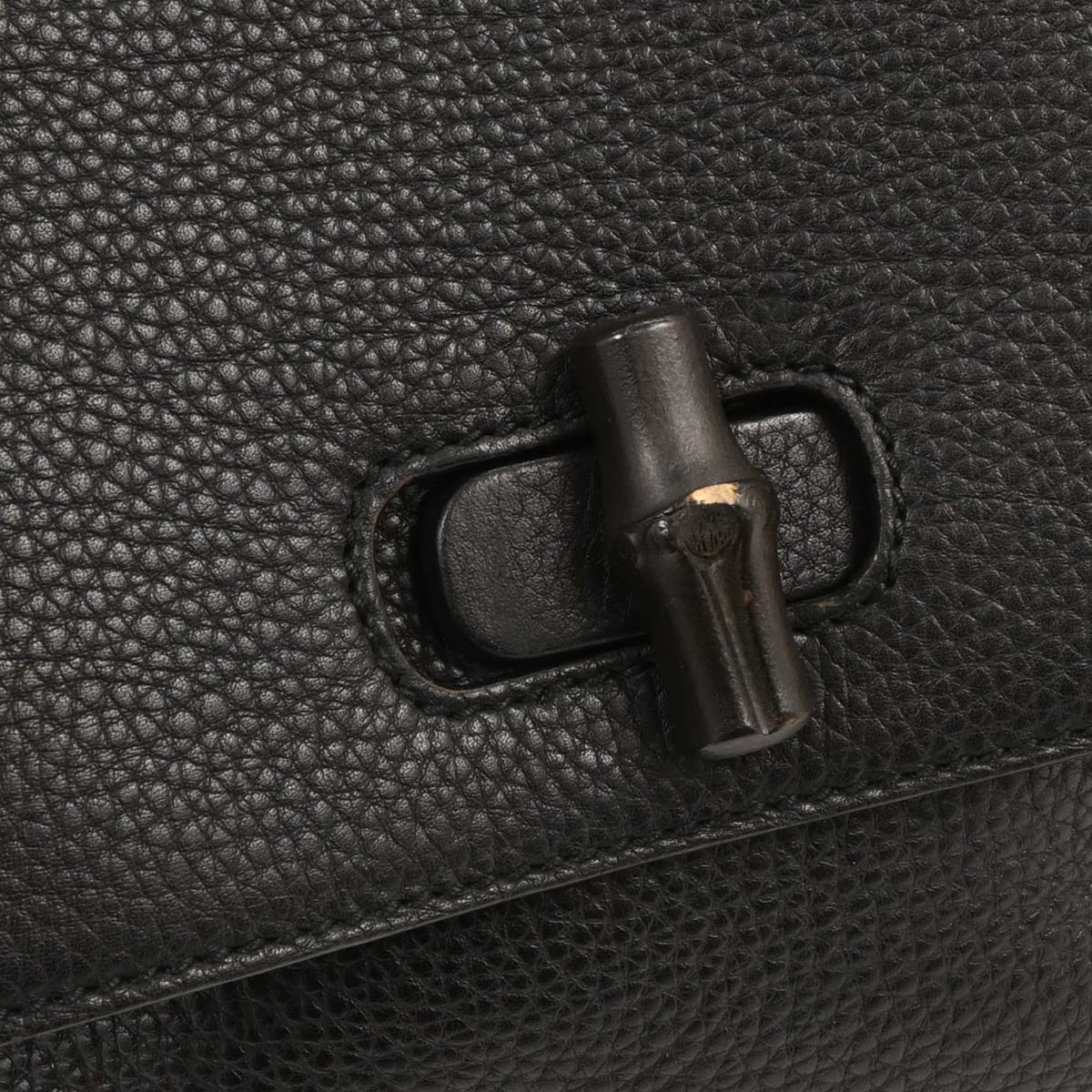 Gucci Black Bamboo Shoulder Bag - Image 3