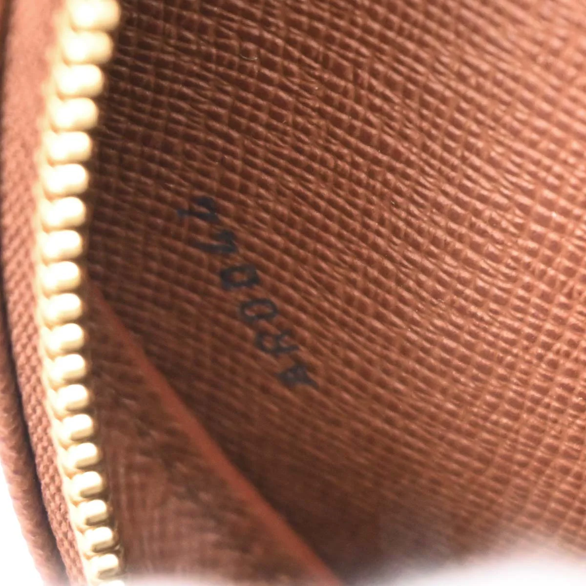 Louis Vuitton 2004 Monogram Orsay Clutch Handbag M51790 - Image 10