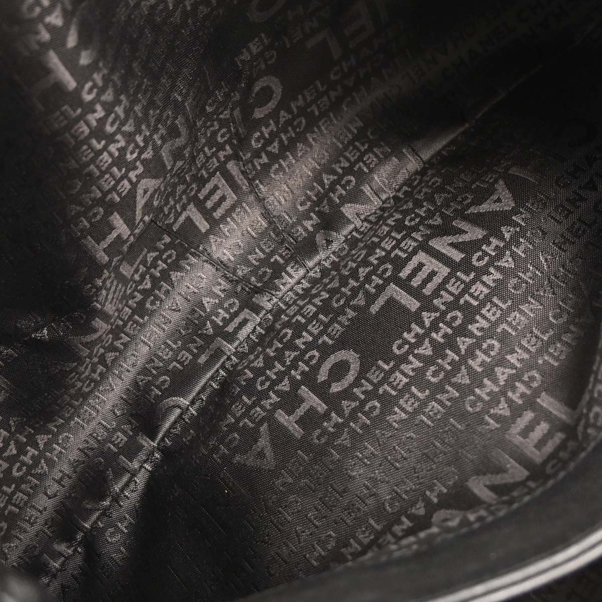 Chanel 2004-2005 Black Lambskin Luxury Chain Around Hobo Bag - Image 8