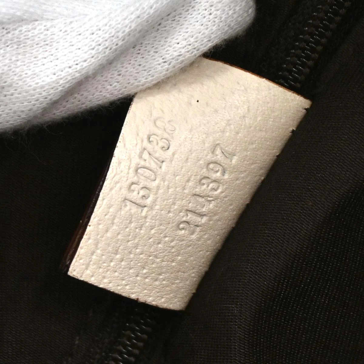 Gucci White Leather Abbey D Ring Handbag - Image 10