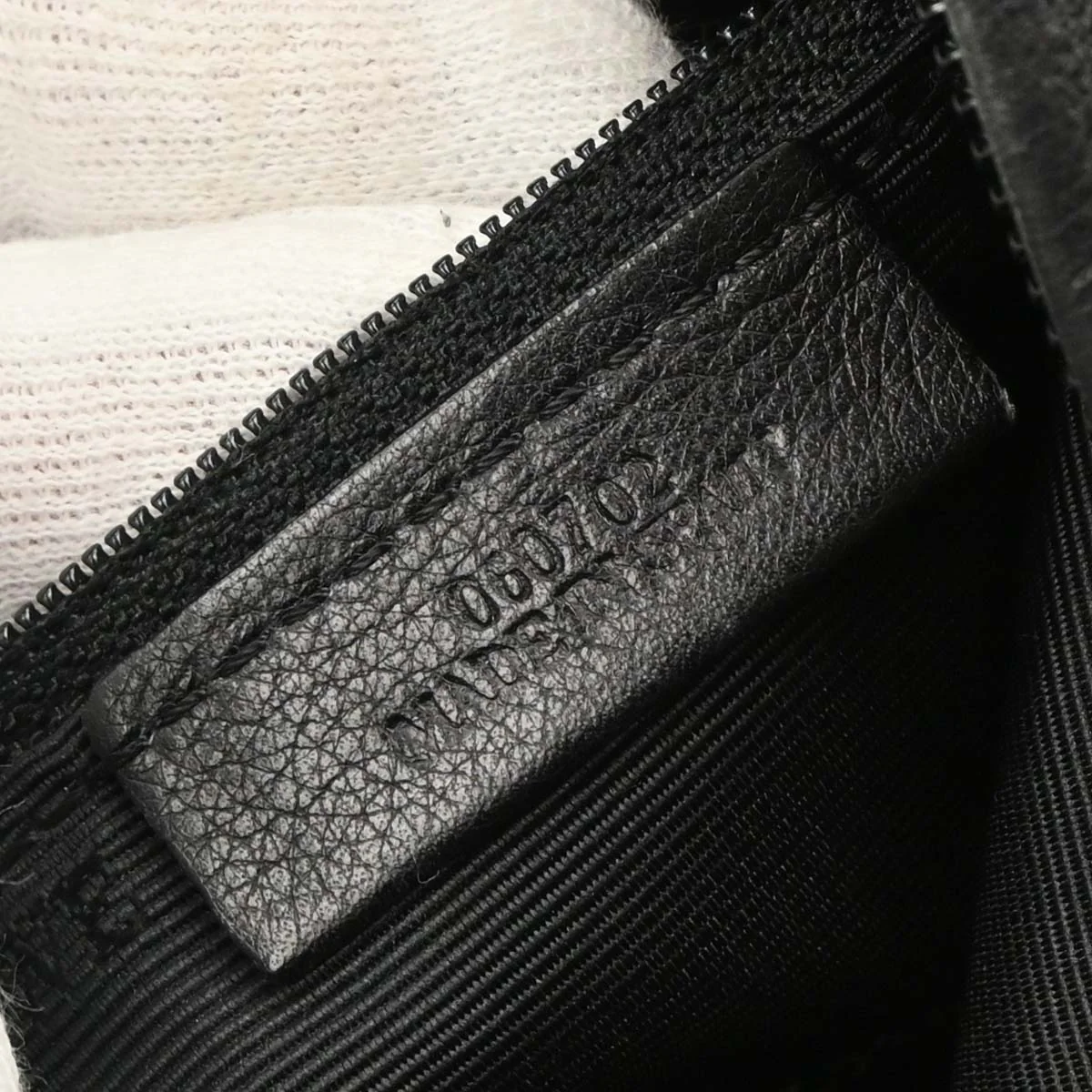 Loewe Black Leather Amazona 28 Handbag - Image 10