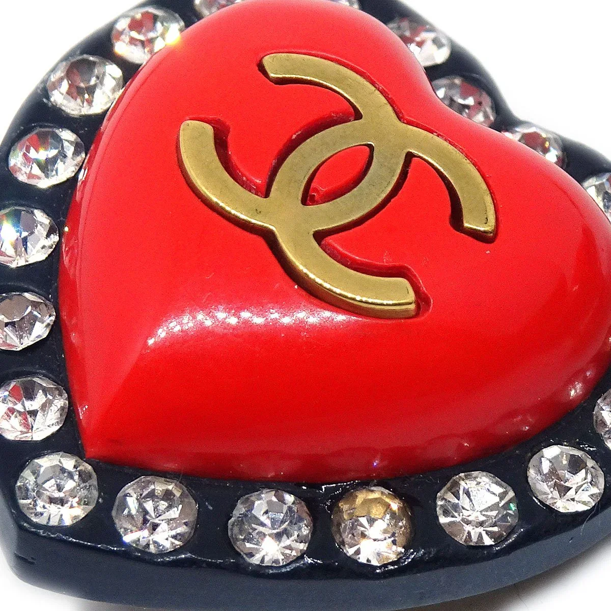 Chanel 1995 Heart Rhinestone Earrings Clip-On - Image 2