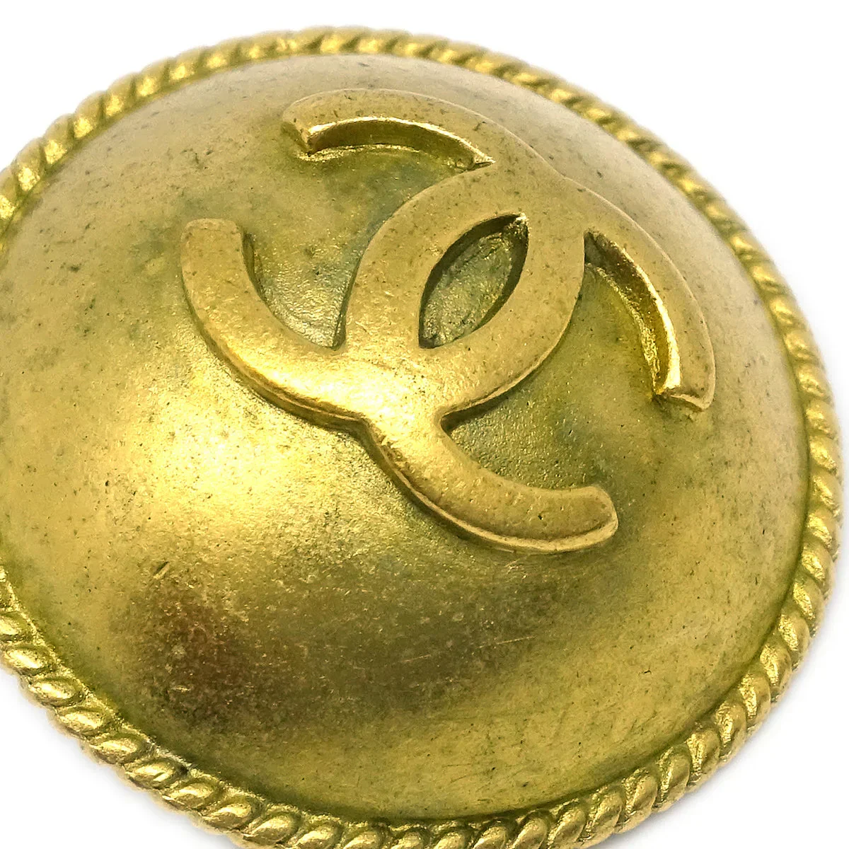 Chanel Gold Button Earrings Clip-On 95P - Image 2