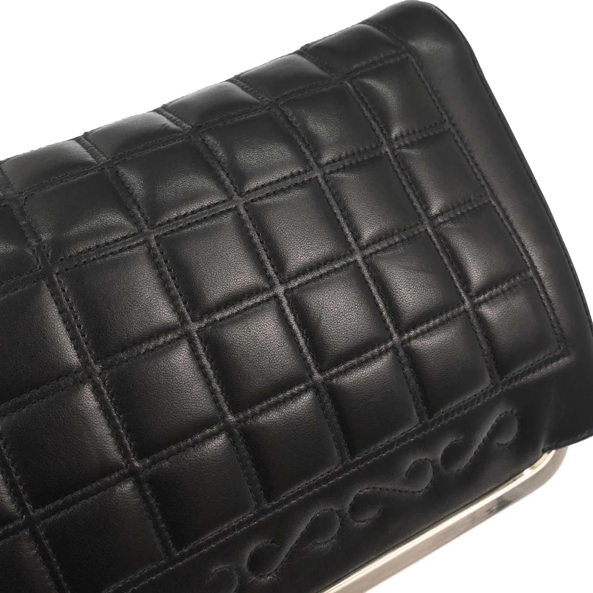 Chanel Black Lambskin Choco Bar Clutch Bag - Image 4