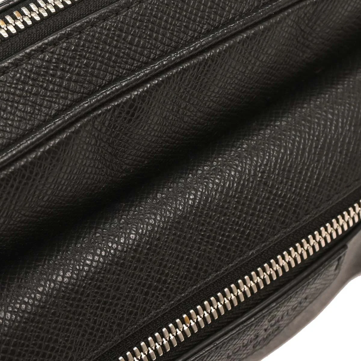 Louis Vuitton 2019 Monogram Eclipse Taigalama Bum Bag M30245 - Image 5