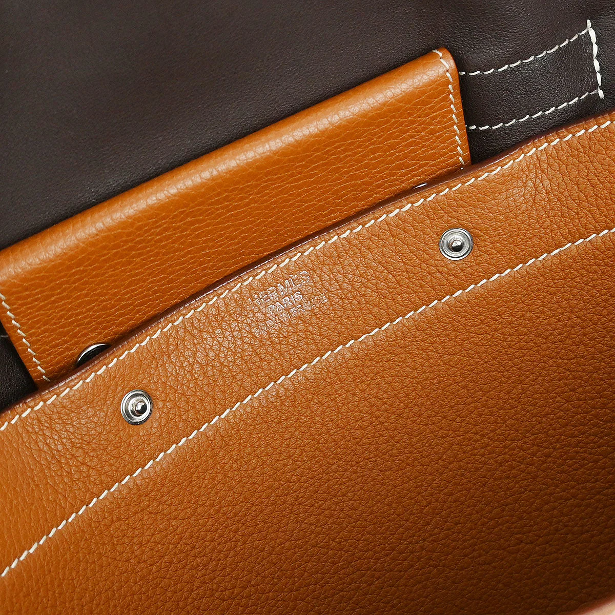 Hermes 2009 Gold Taurillon Clemence Sac Yohji Crossbody Messenger Bag - Image 8