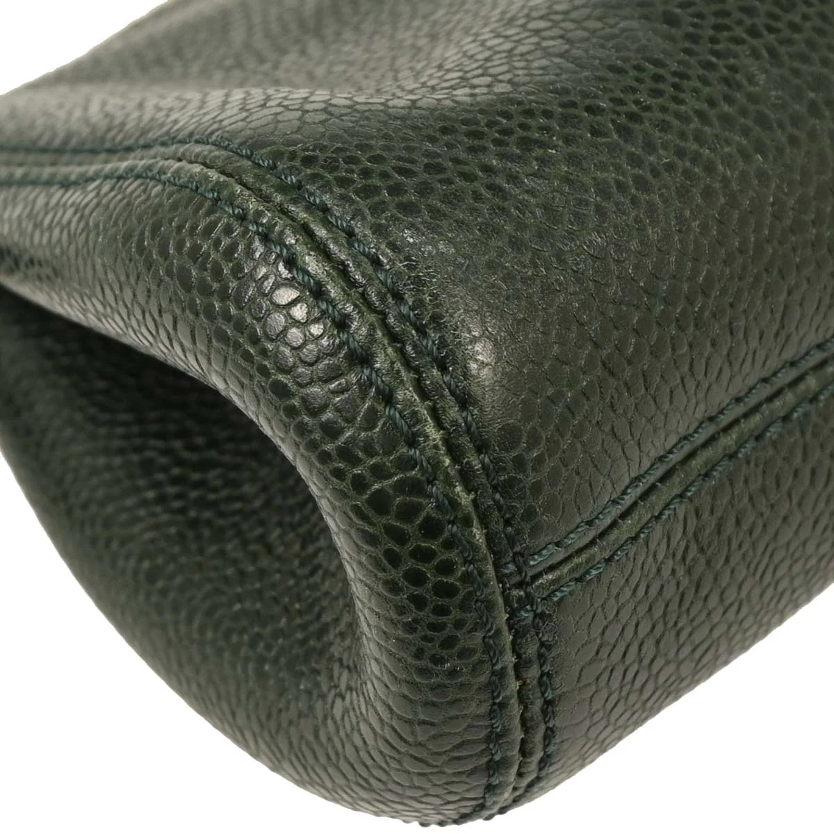 Chanel 1997-1999 Dark Green Caviar Chain Shoulder Bag - Image 3