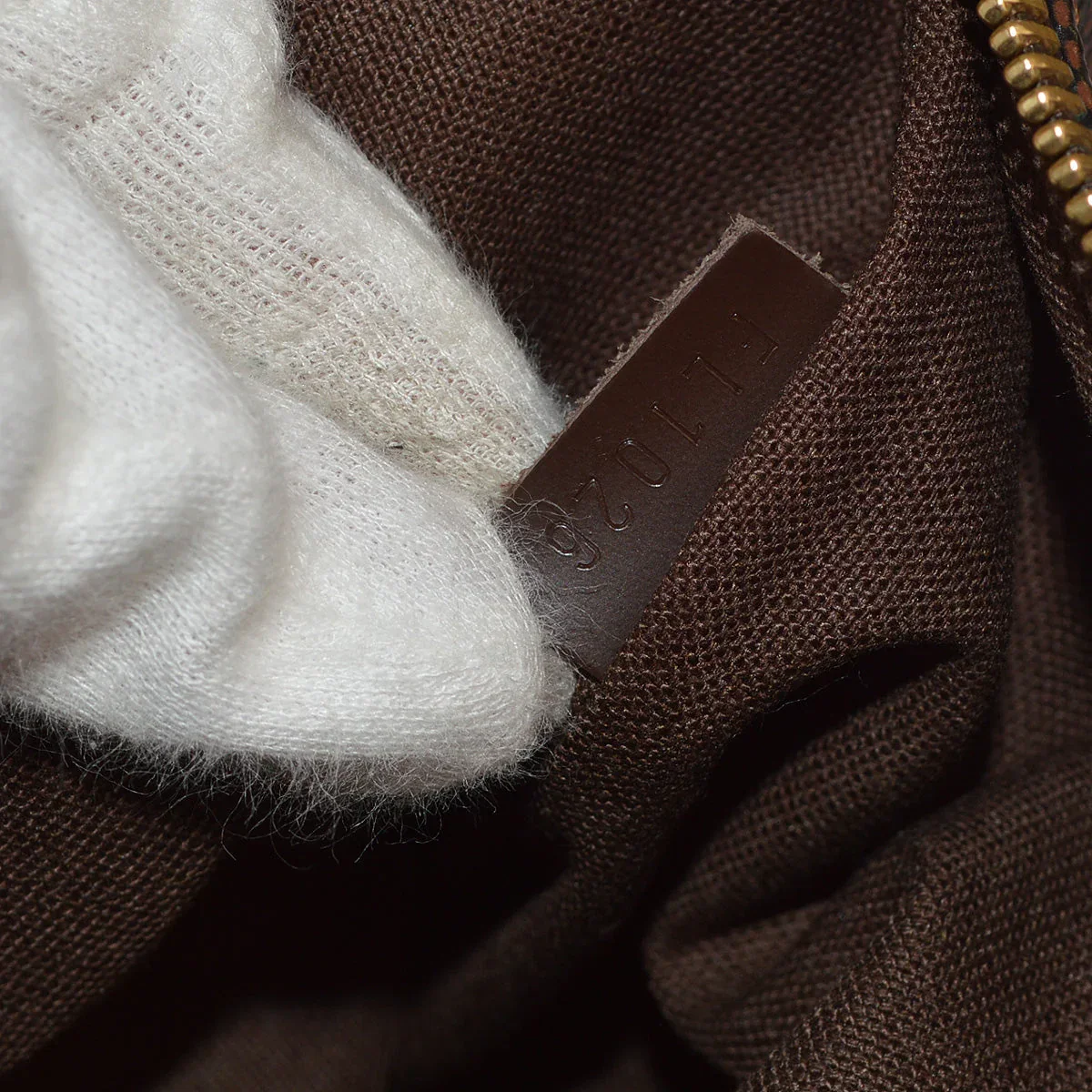 Louis Vuitton 2006 Damier Pochette Melville Shoulder Bag N51127 - Image 10